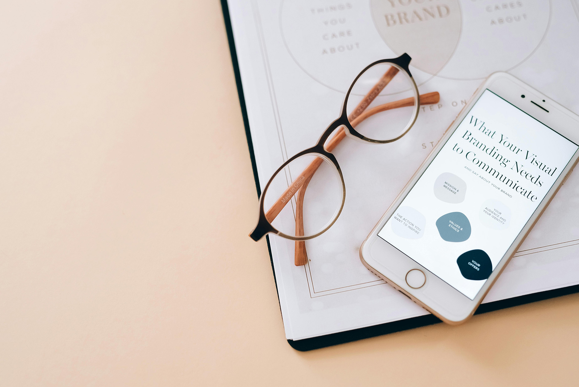 didacta_kommunikation_pexels-leeloothefirst-8970668